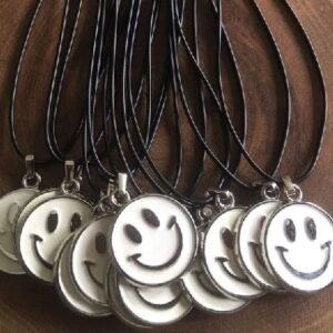 Deri Ipli Metal Emoji Sallantili Kolye 12 Adet 3552ub