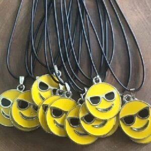 Deri Ipli Metal Emoji Sallantili Kolye 12 Adet 3556ub