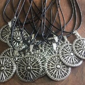 Deri Ipli Metal Kalkan Sallantili Kolye 12 Adet 3575ub