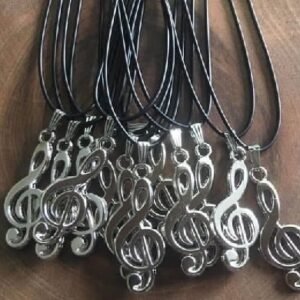 Deri Ipli Metal Sol Anahtari Sallantili Kolye 12 Adet 3531ub