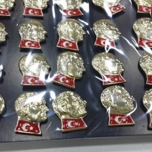 Bayraklı Atatürk Yaka Rozeti 30 Adet 8450as