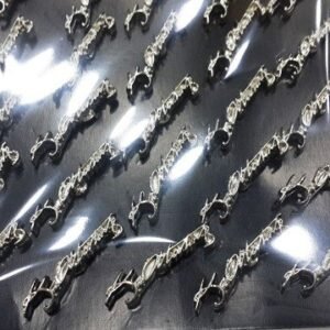 Gümüş Rengi Atatürk İmza Yaka Rozeti 30 Adet 8435as